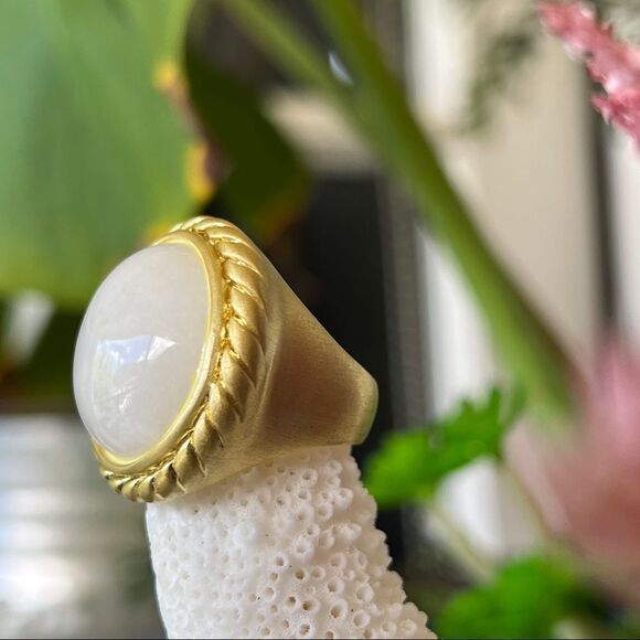 Dolomite 18k Button Sheila Fajl GLOW Masterpiece Statement Cocktail Ring - Picture 14 of 14